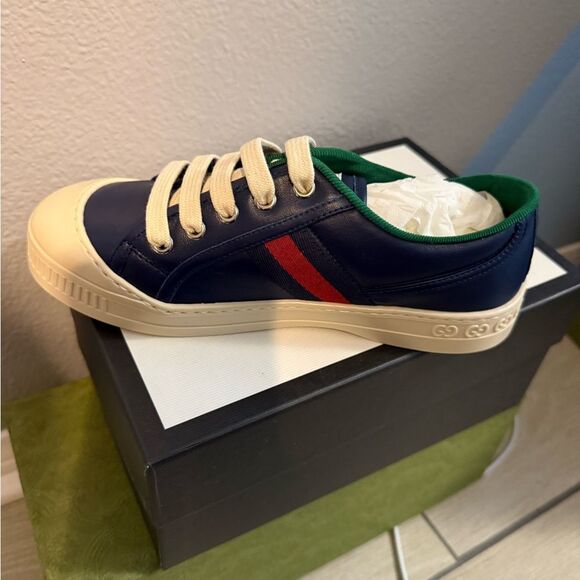 Brand new with box Gucci Kids Navy leathers sneakers size 2 - Picture 7 of 7